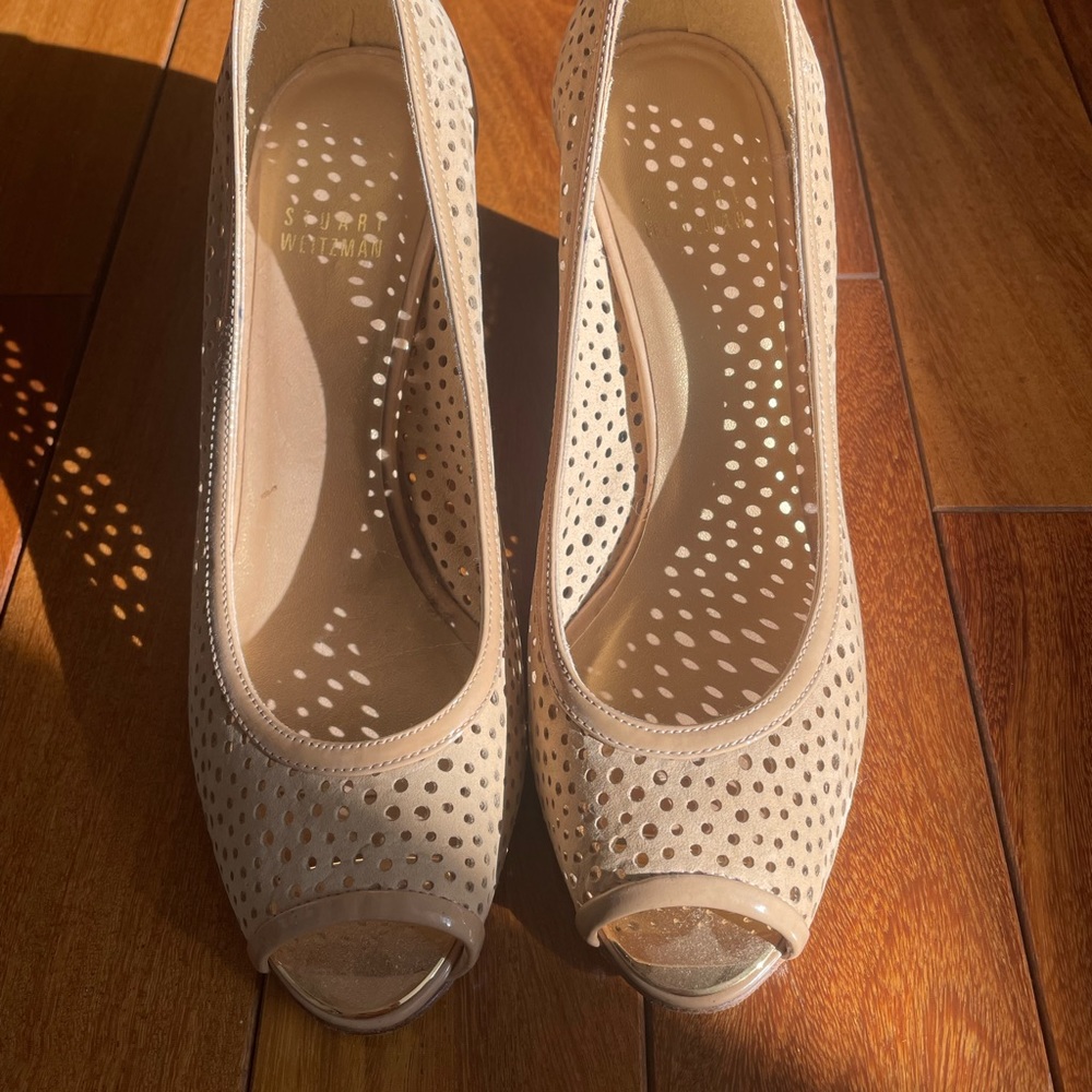 Stuart weitzman nude shoes